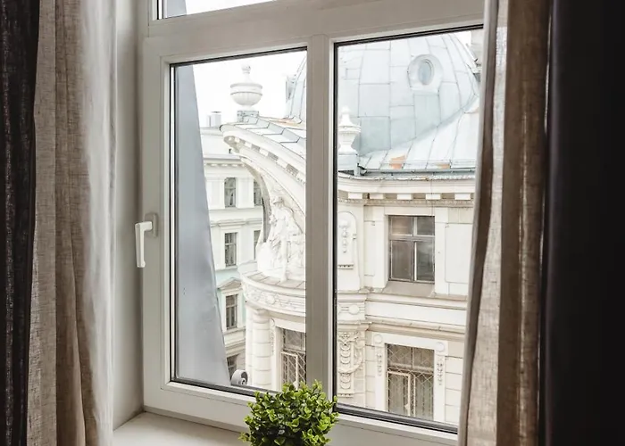 Апартаменты Old Town Oasis In *